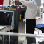 Agent de sûreté aéroportuaire